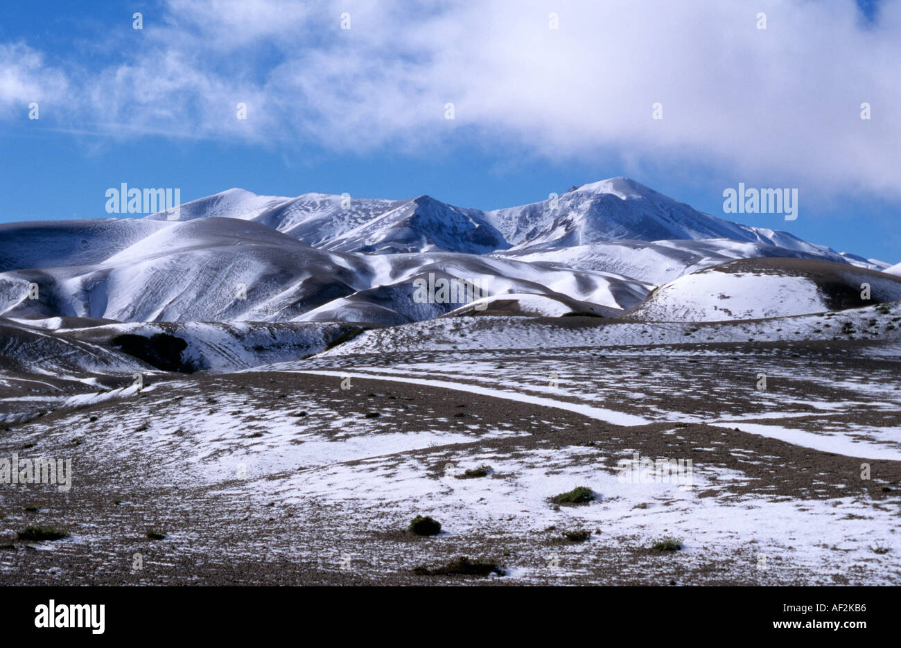 Au cours de l'été Camping neige pics Puyehue Chili Patagonie Amérique du Sud Banque D'Images