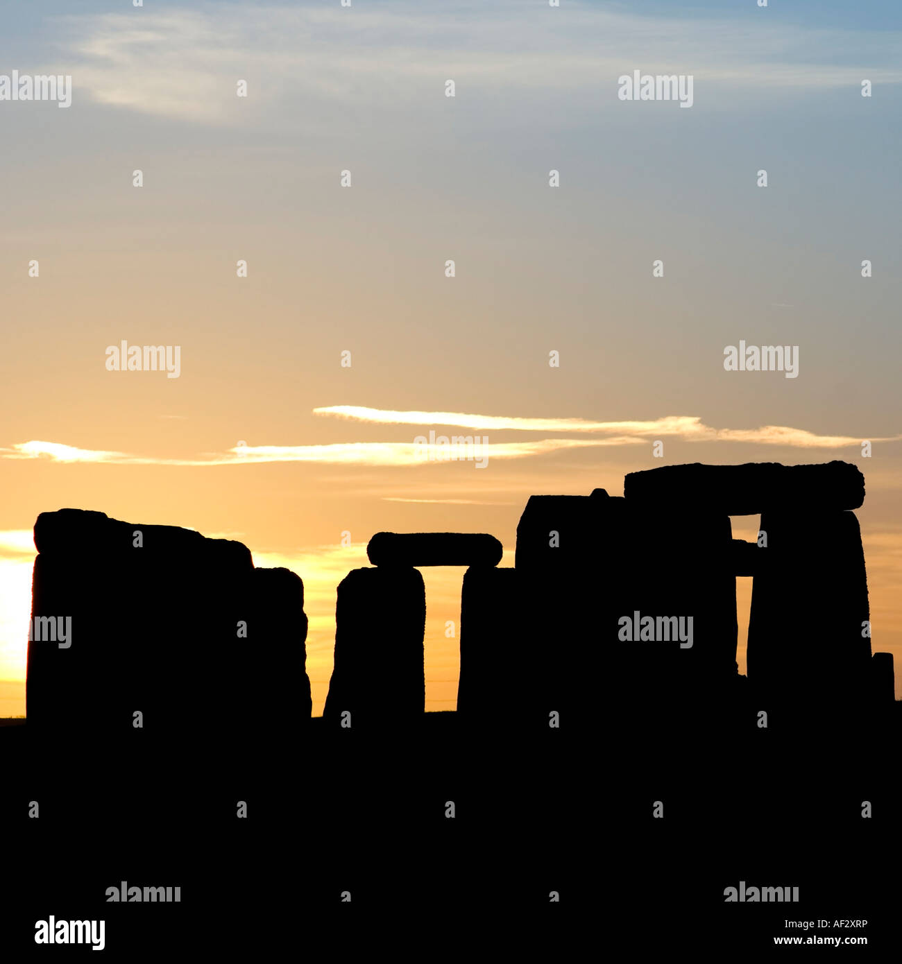 À l'aube de Stonehenge Salisbury Wiltshire England UK Banque D'Images