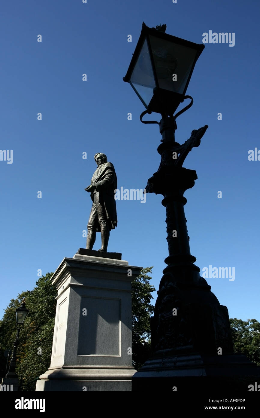Le poète Robert Burns statue en Union d'Aberdeen, Écosse, Royaume-Uni Terrasse Banque D'Images