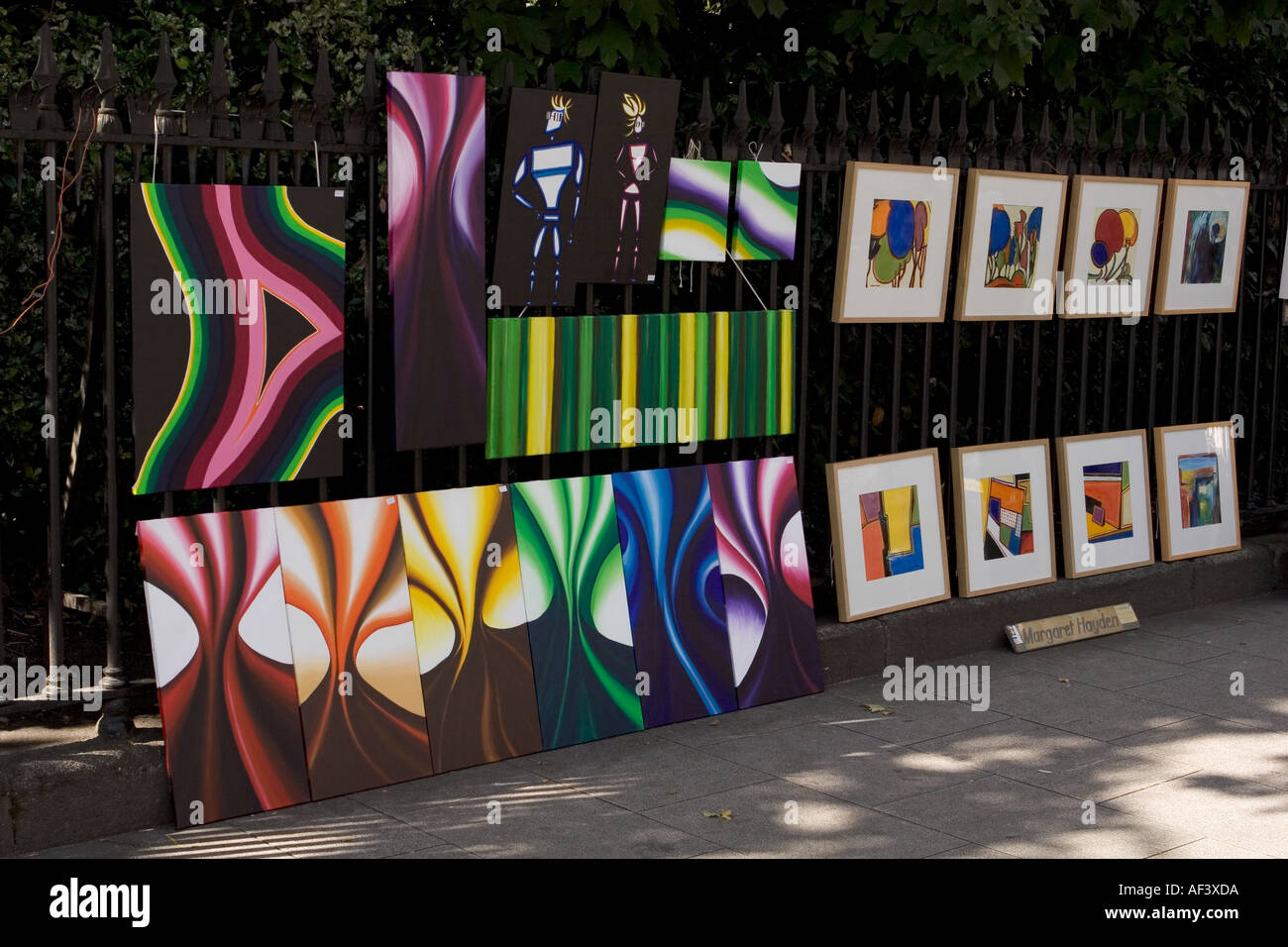 Art en vente sur Merrion Row Dublin Ireland Banque D'Images