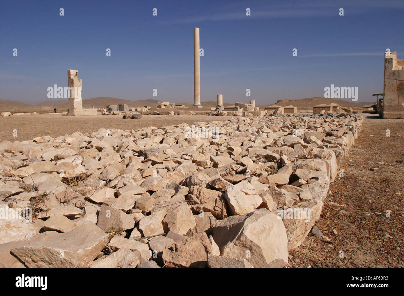 Les ruines d'un palais achéménide dans Pasagardae, près de Persepolis, Iran, novembre 2004. Banque D'Images