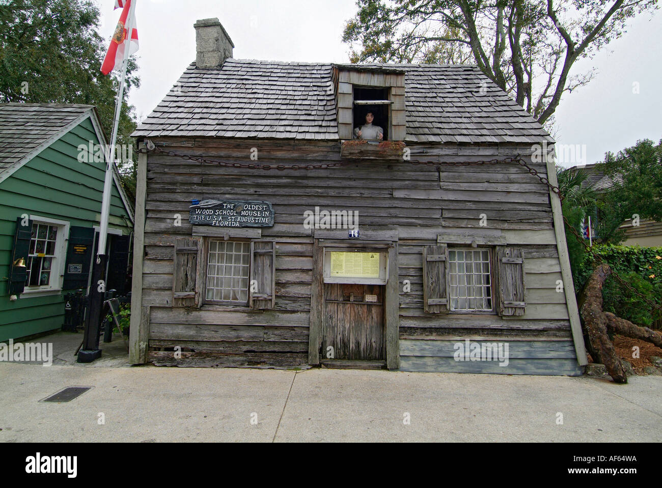 La plus vieille école en bois maison à l'État est à l'intérieur de la vieille ville quartier commerçant à St Augustine en Floride Fl Banque D'Images