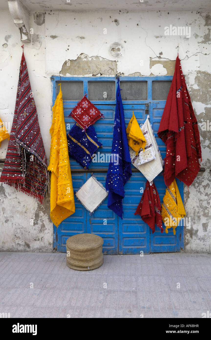 Textiles brodés islamique traditionnel marocain Essaouira Maroc Afrique du Nord Banque D'Images