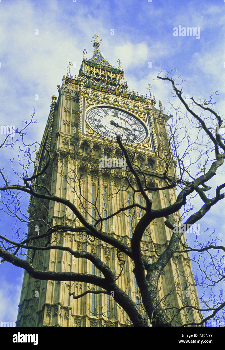 Big Ben sur un après-midi de printemps Banque D'Images