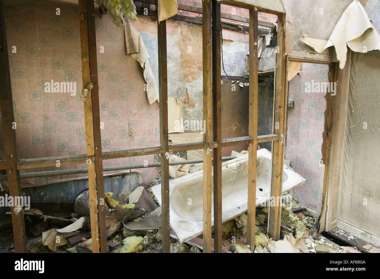 Une chambre d'une maison abandonnée à Blackburn, Lancashire, UK Banque D'Images