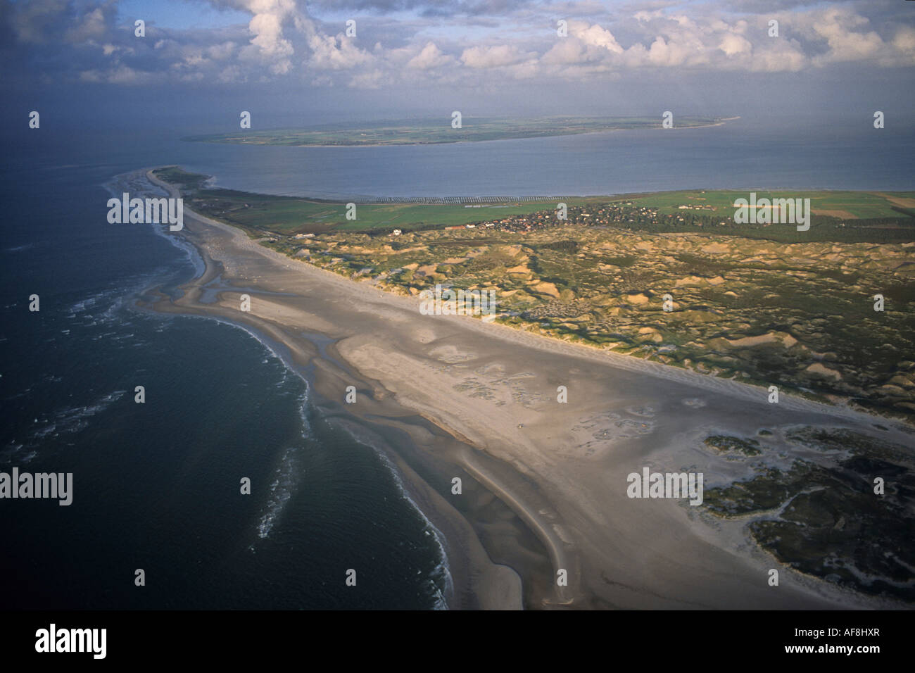 Photo aérienne de Amrum, l'une des îles du nord sur l'Allemand Fresian côte de la mer du Nord dans l'État fédéral de Schleswig H Banque D'Images