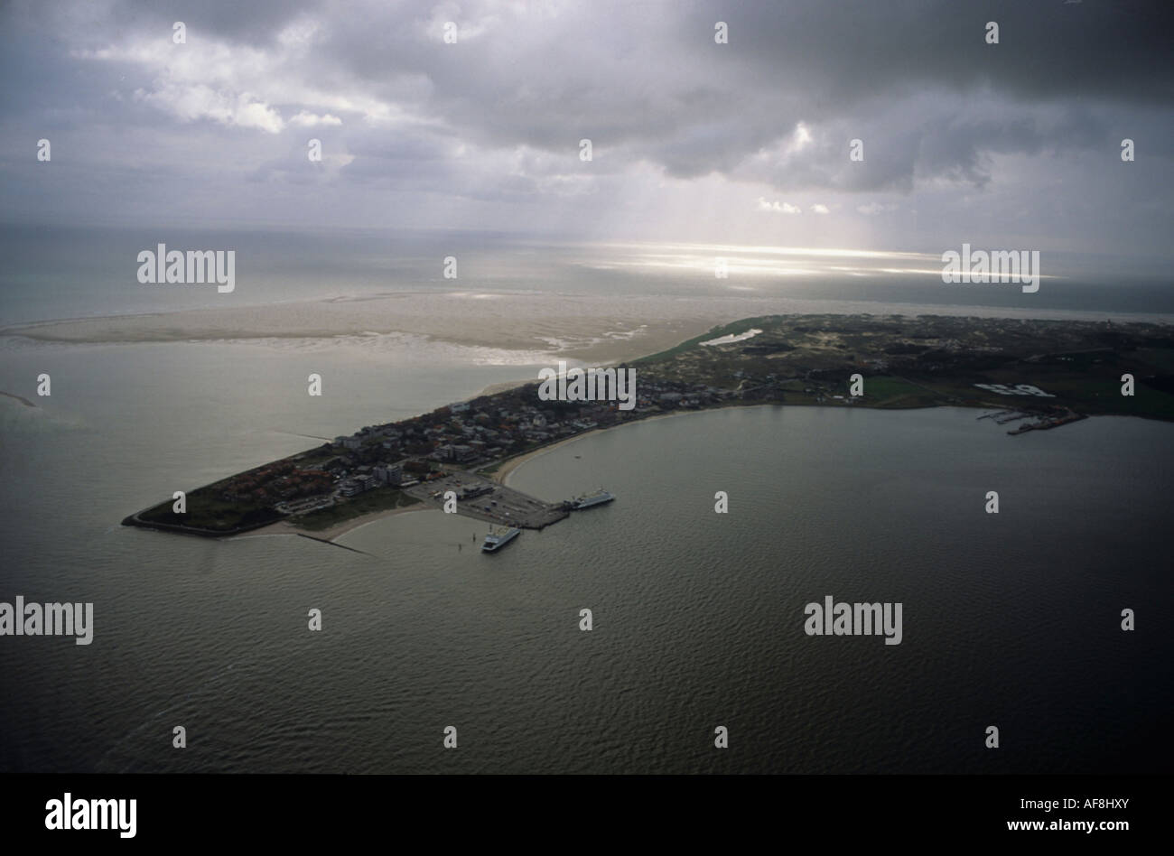 Photo aérienne de Amrum, l'une des îles du nord sur l'Allemand Fresian côte de la mer du Nord, Schleswig Holstein, Allemagne Banque D'Images