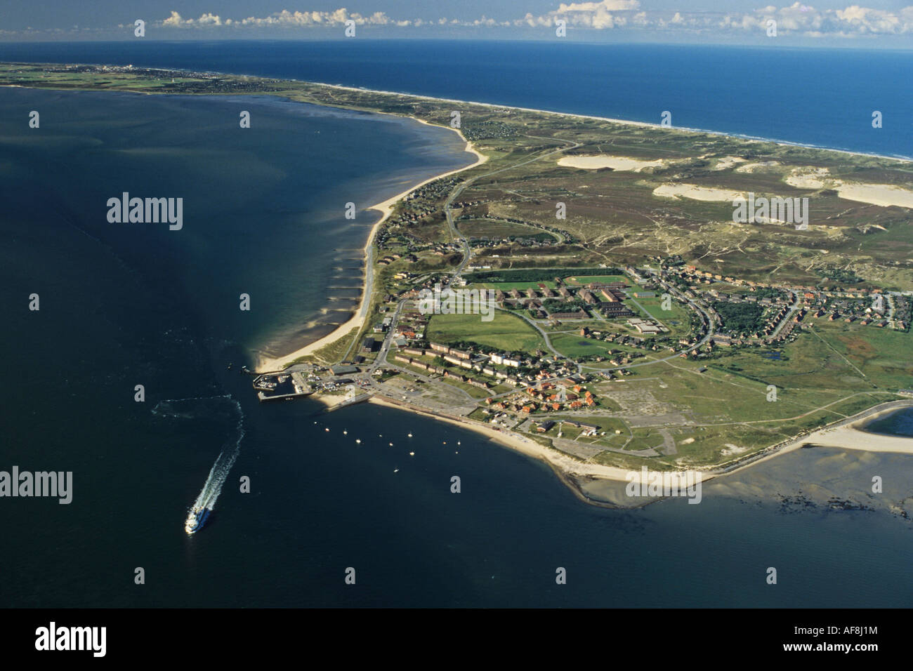 Photo aérienne du Nord, l'île de Sylt et la ville de liste, Schleswig Holstein, Mer du Nord, Allemagne Banque D'Images