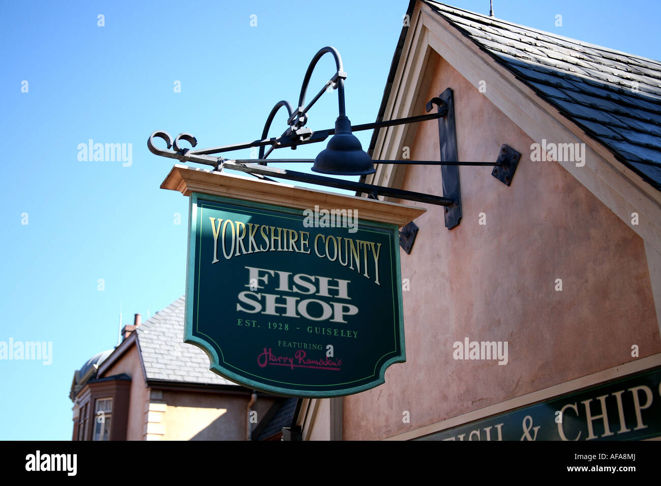 Epcot Center Walt Disney World Orlando Floride ville loisirs Angleterre Yorkshire Fish Shop Sign Banque D'Images