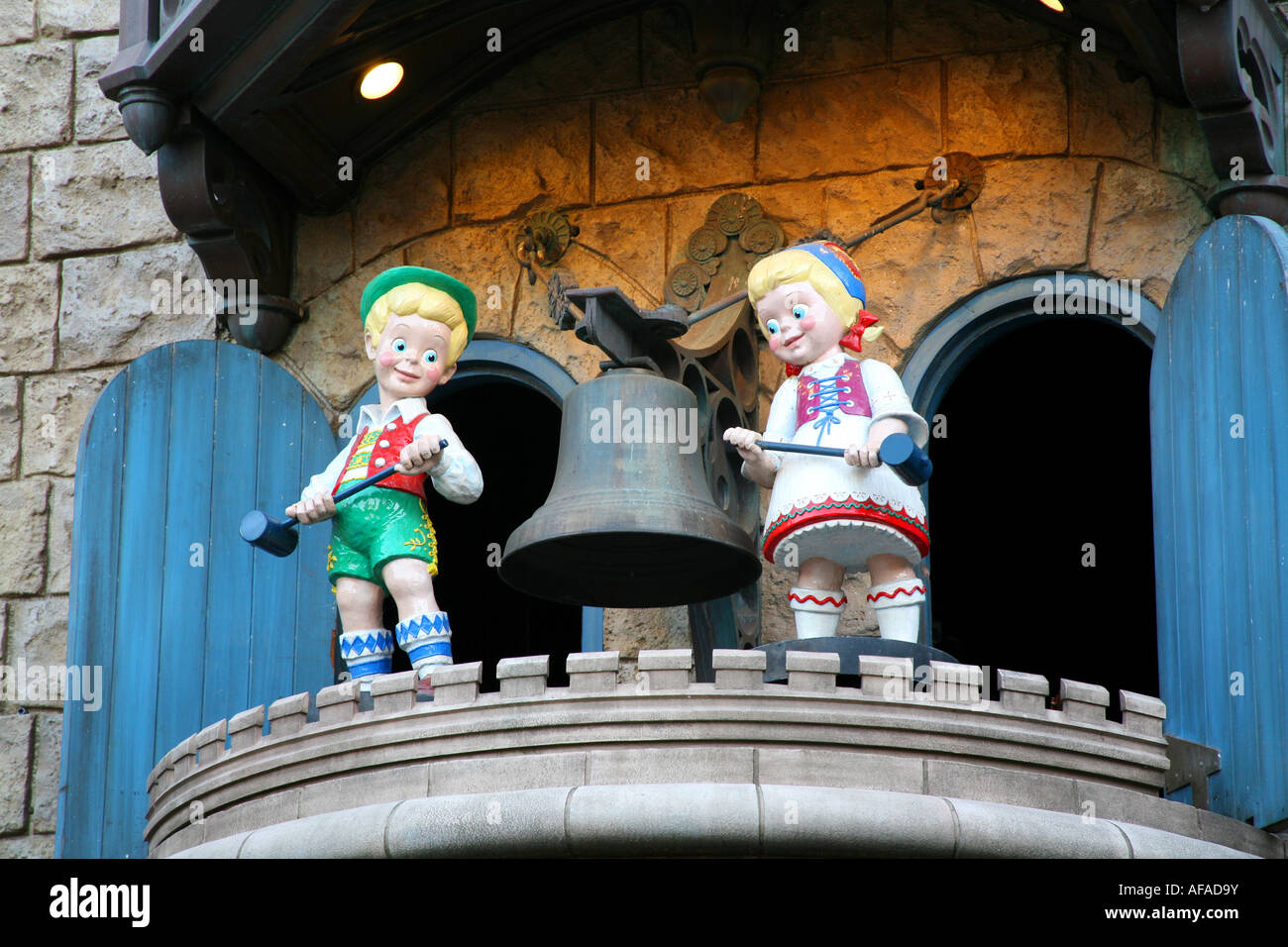 Epcot Center Walt Disney World Orlando Floride Allemagne stand détails architecturaux section horloge mécanique Banque D'Images