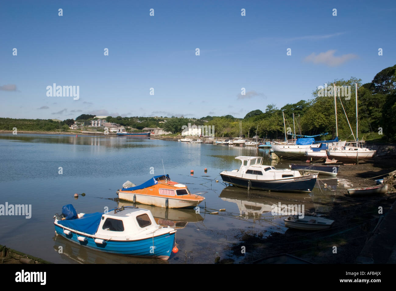 Vues le long des berges de la rivière Truro Banque D'Images