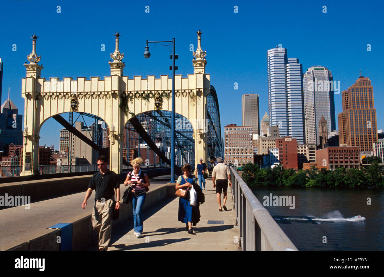 Pennsylvania,PA,Mid Atlantic,Quaker State,Allegheny County,Pittsburgh,Smithfield Street Bridge,overpass,link,connection,over Monongahela River Connect Banque D'Images