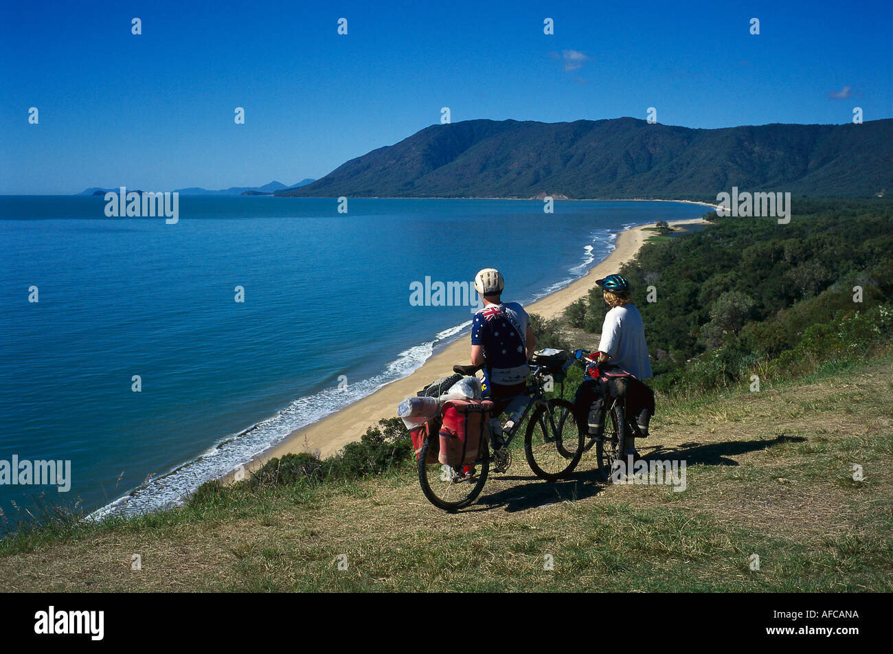 Les cyclistes aux Rex Lookout, près de Cairns, Queensland Australie Banque D'Images