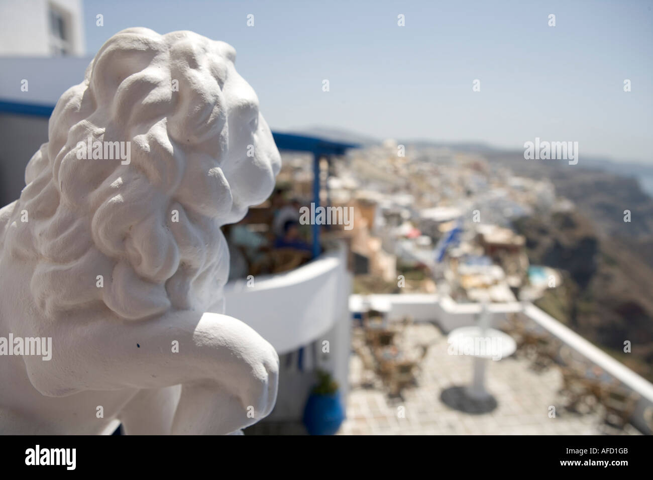 Restaurant Lion Sculpture, Fira, Santorini, Grèce Banque D'Images