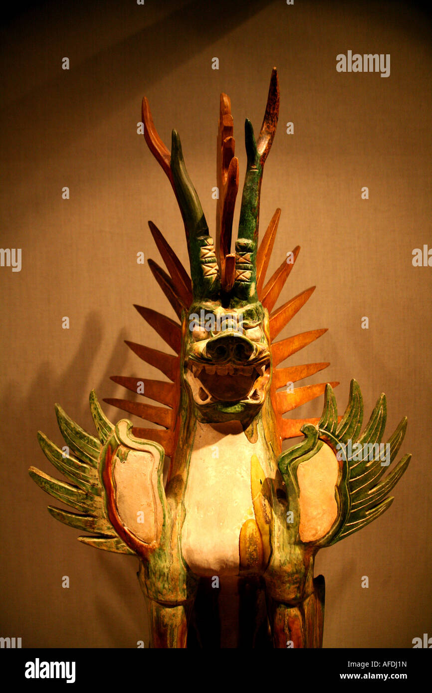 Epcot Center Walt Disney World Orlando Floride Chinese art céramique exposition mytical dragon Banque D'Images