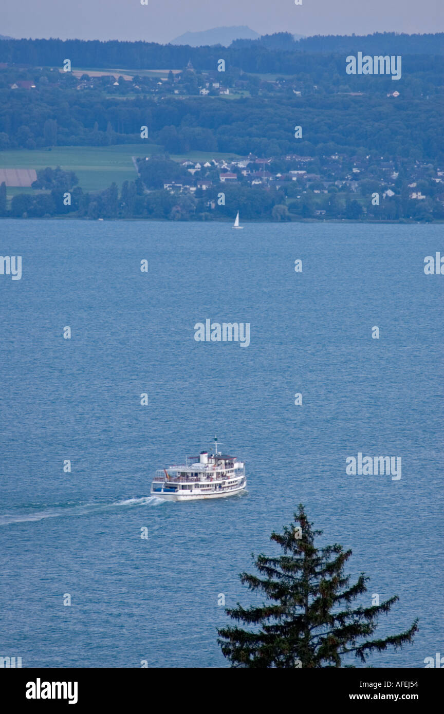 Traversée en bateau de croisière Lac de Constance (Bodensee), Meersbug Bade-wurtemberg Allemagne Juillet 2004 Banque D'Images