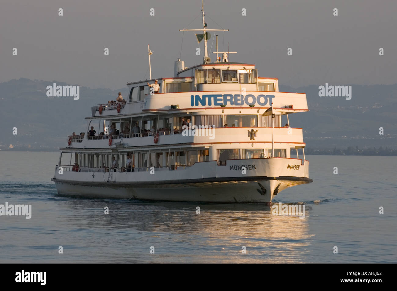 Bateau de croisière, Hagnau Lac de Constance (Bodensee) Bade-wurtemberg Allemagne Juillet 2004 Banque D'Images