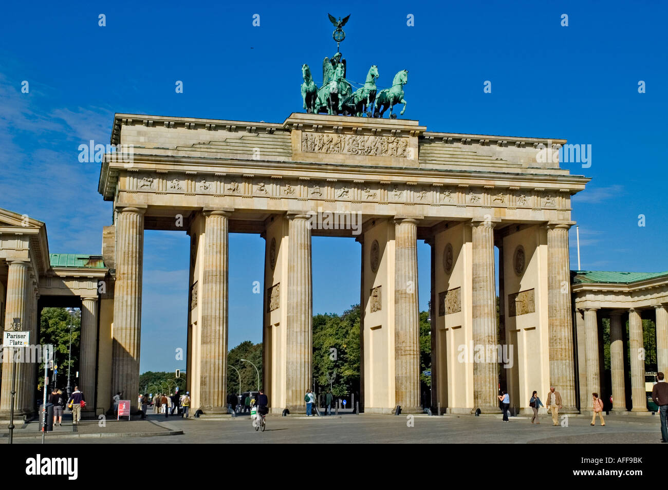 Porte de Brandebourg, Pariser Platz Allemagne, 1791 Neoclassic, Berlin, Allemagne, (Quadriga, les rênes des chevaux sont détenues par Victoria, déesse de la victoire.) Banque D'Images