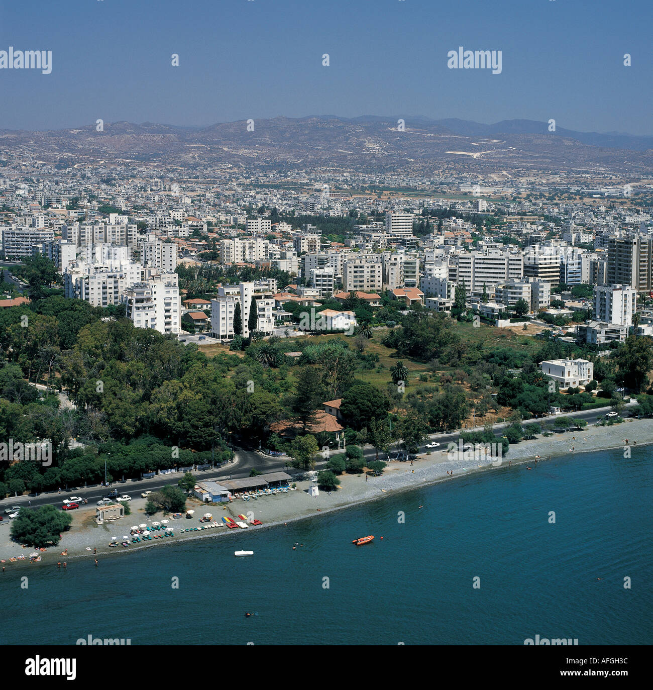 Vue aérienne DE LA PLAGE DE LIMASSOL CHYPRE Banque D'Images