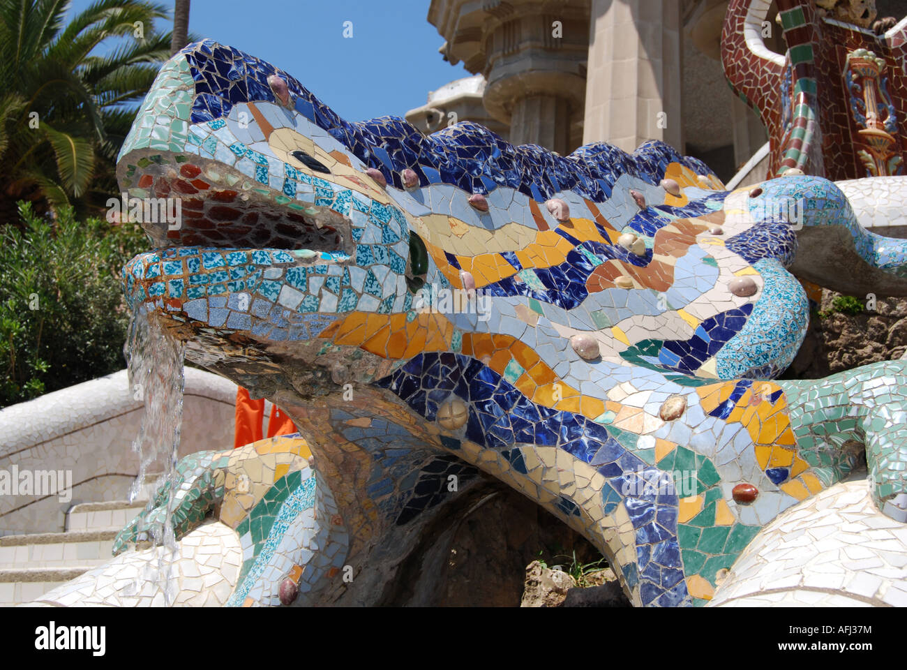 Aimant Frigo 3D Lézard Barcelone - Souvenir Espagne Fait Main, Résine, 5x10.2 Cm, Décoration Colorée