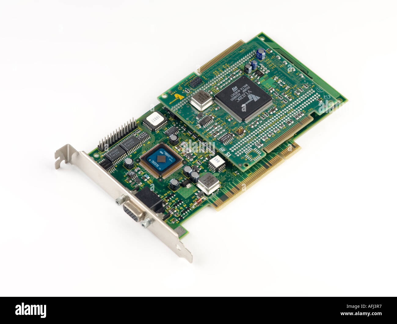 Une carte de montage vidéo pour PC ordinateur montrant différents composants électroniques Banque D'Images