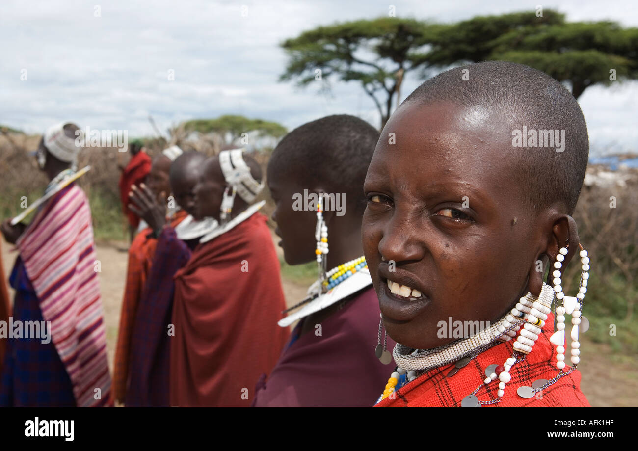 Enfant masaï dans la forêt la Ngorongoro Conservation Area Banque D'Images