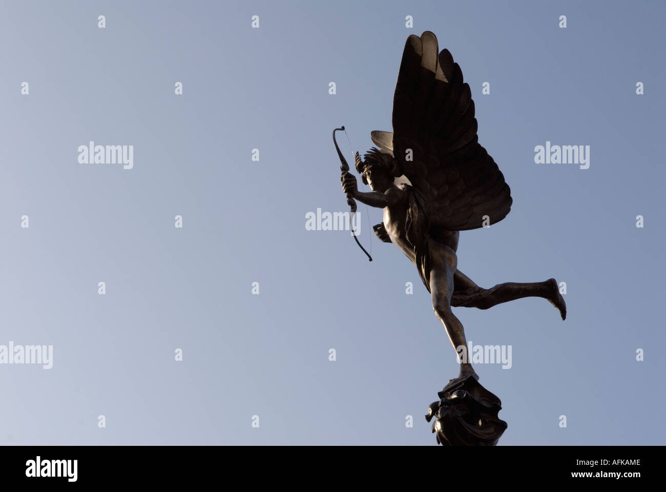La statue d'Eros de Piccadilly Circus Eros est le dieu de l'amour Central London W1 Angleterre Banque D'Images