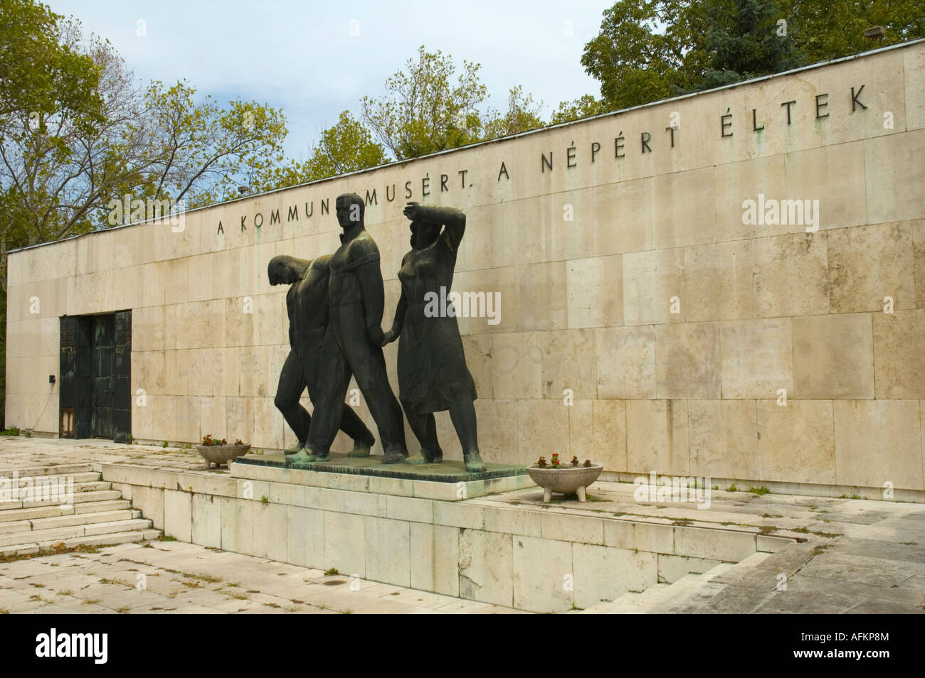 Panthéon du mouvement de la classe ouvrière en monument Cimetière Kerepesi au centre de Budapest, Hongrie UE Banque D'Images