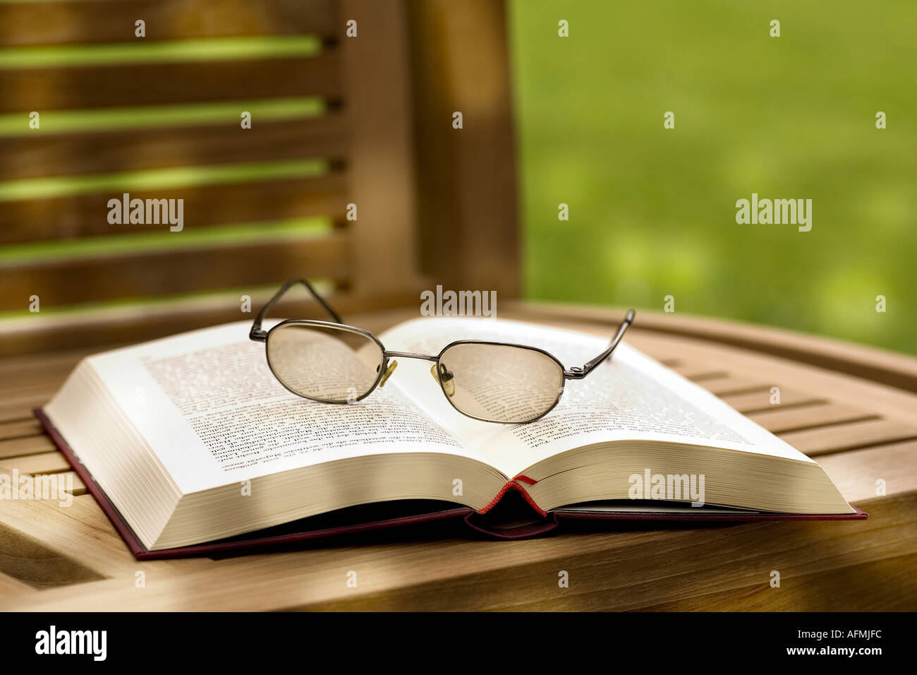 Freizeitlektuere Lesebrille und Banque D'Images