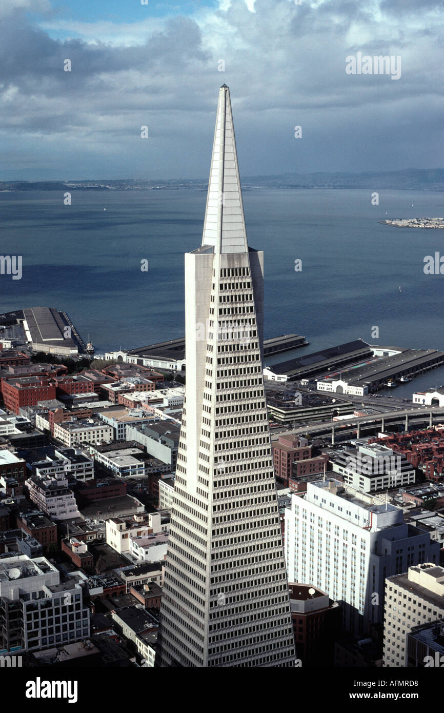 10468 Transamerica Pyramid san francisco california usa landmark architecture bay port quais hirise Banque D'Images
