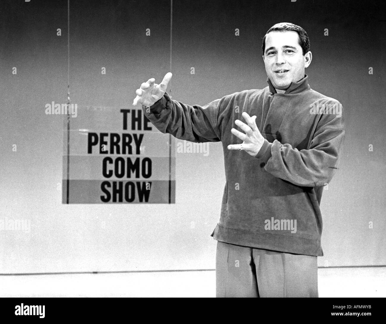 Côme, Perry, 18.5.1912 - 12.5.2001, chanteur américain dans son émission télévisée "The Perry Como Show", demi-longueur, 1960, , Banque D'Images