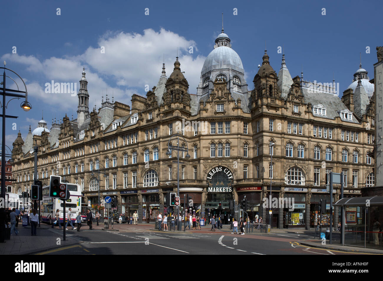 Les MARCHÉS DE LA VILLE DE LEEDS VICAR LANE YORKSHIRE ANGLETERRE Banque D'Images