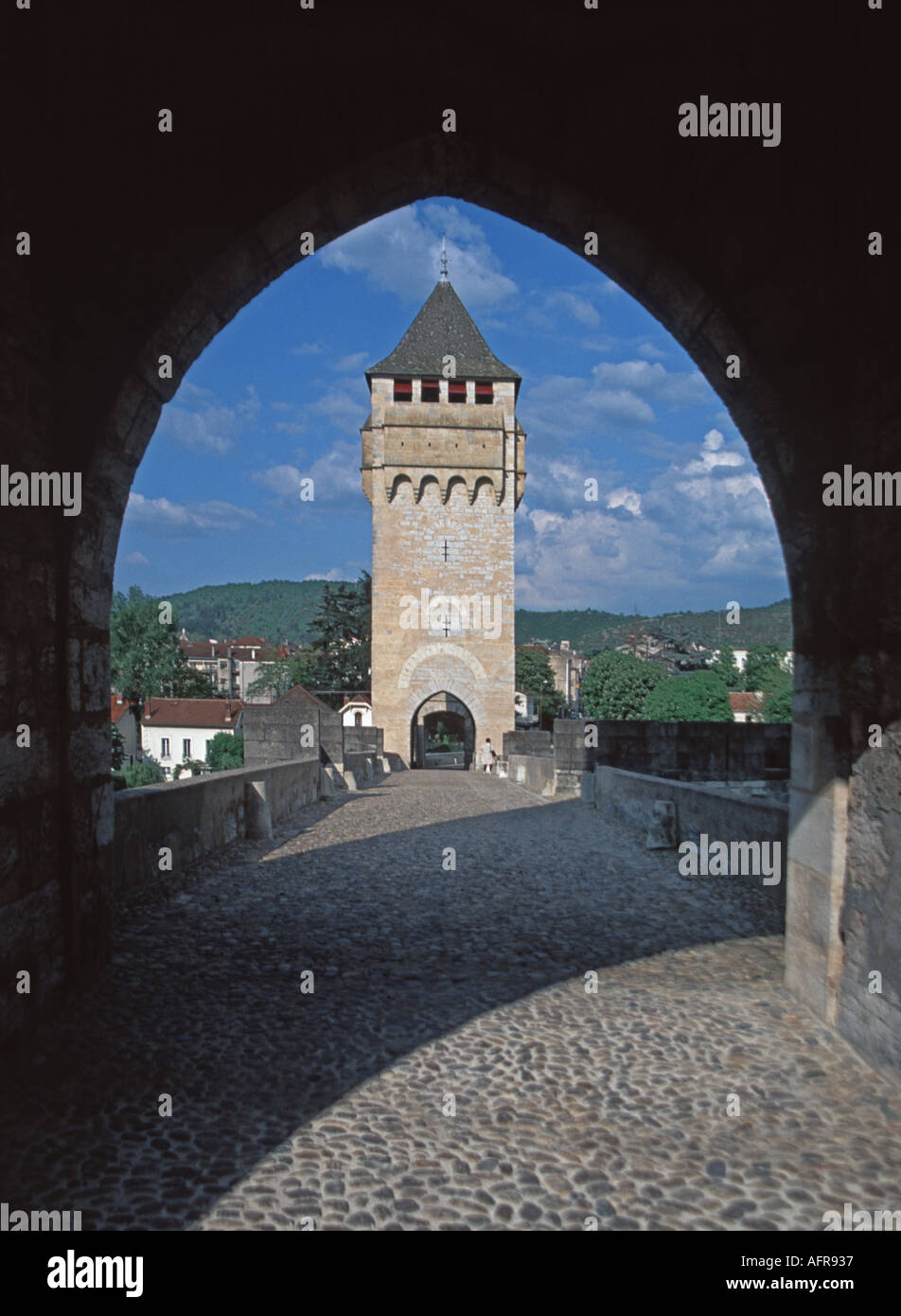 Le 14e siècle Pont de Valentré à Cahors Banque D'Images