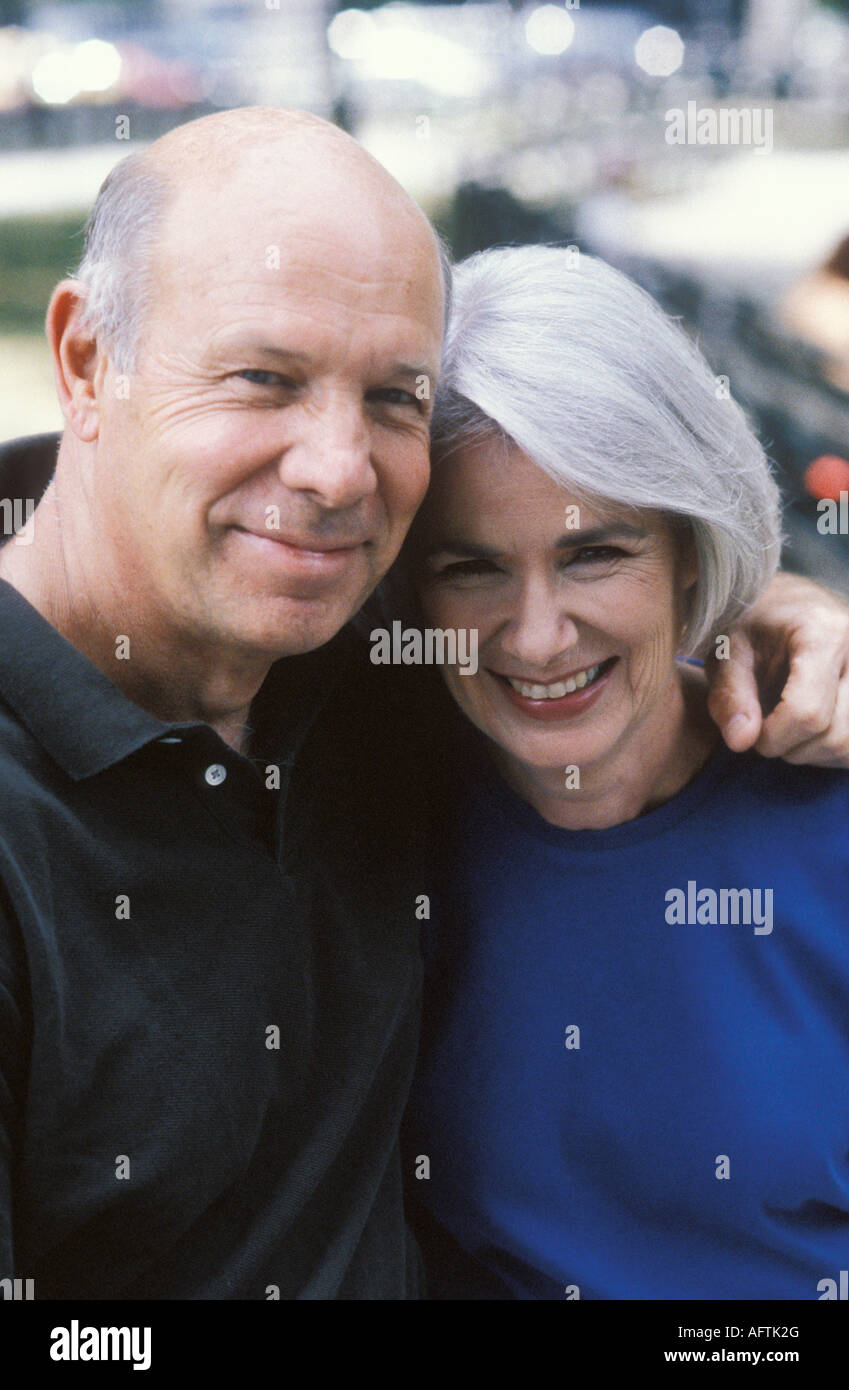 Mature couple smiling, portrait, Close up Banque D'Images