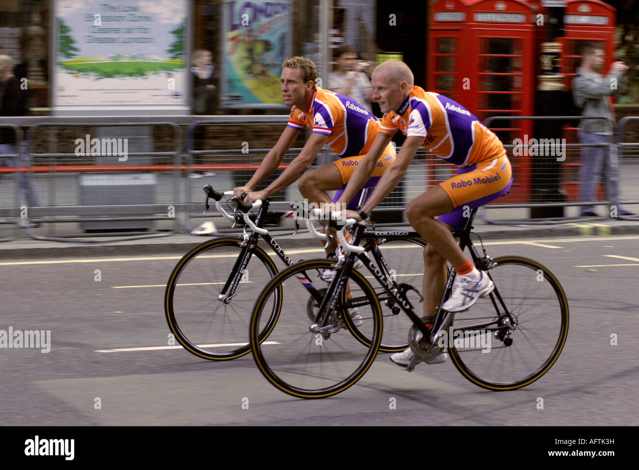 Michael Rasmussen et Michael Boogerd de la Rabobank 2007 Tour de France à l'équipe le Grand Départ à Londres Banque D'Images