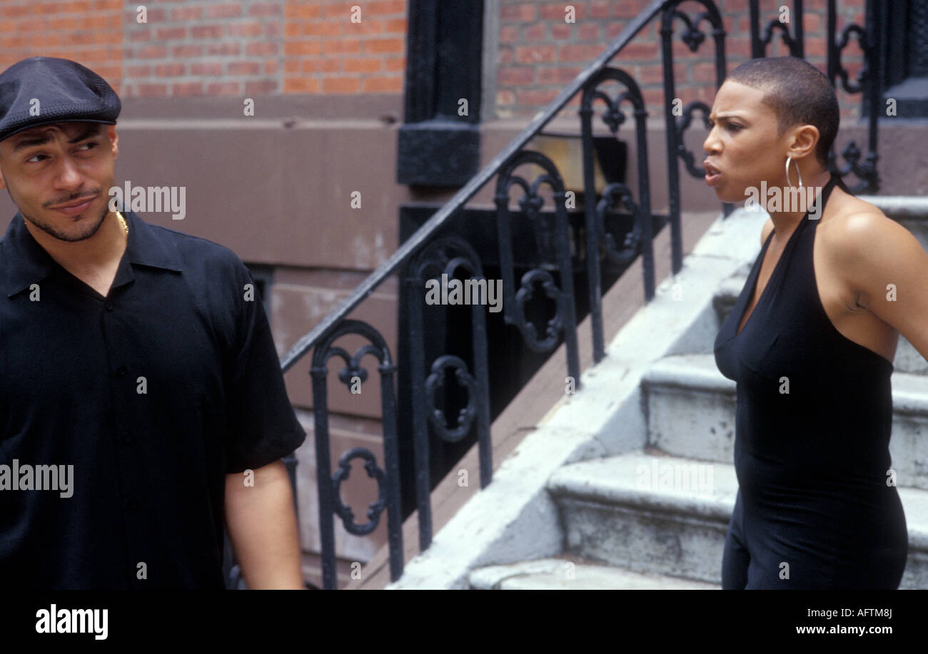 Femme se disputer avec mari, side view Banque D'Images