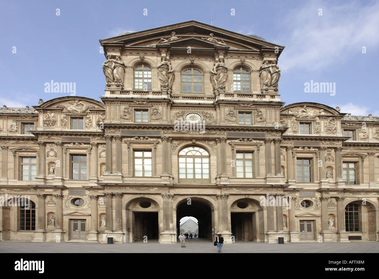 Musée du Louvre, Aile Sully, Paris, France Banque D'Images