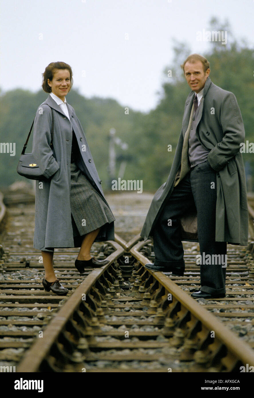 Juliet Stevenson Tim Pigott Smith actrice britannique sur le plateau du film Life Story, connu sous le nom de la course pour la double hélice aux États-Unis. 1986 1980s Royaume-Uni Banque D'Images