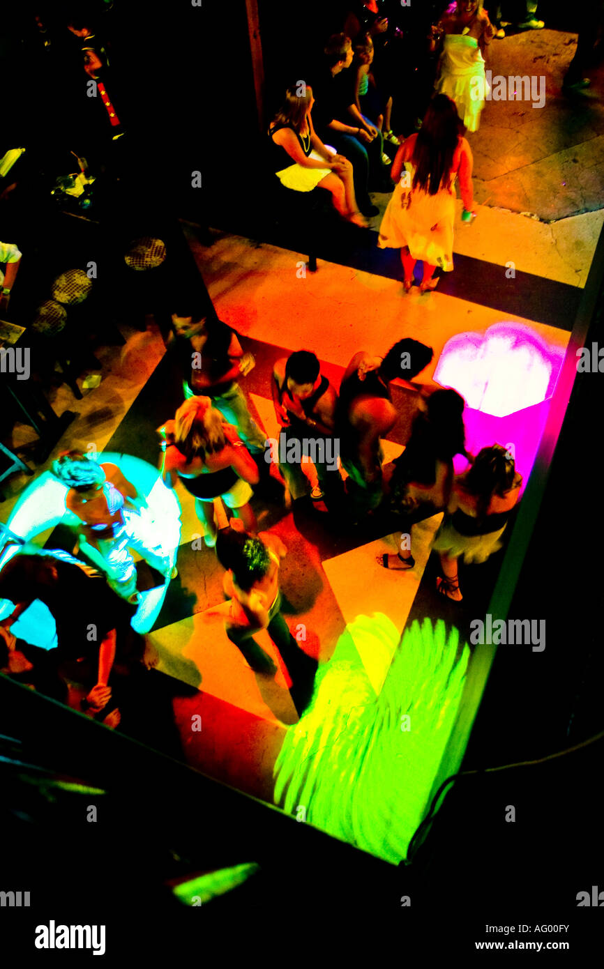 Les barres de danse en Gumbet Turquie Banque D'Images