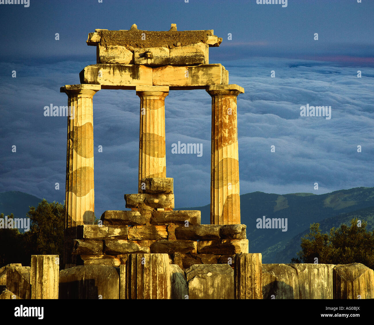 Temple d'Apollon, Delphi, Grèce Photo Stock - Alamy