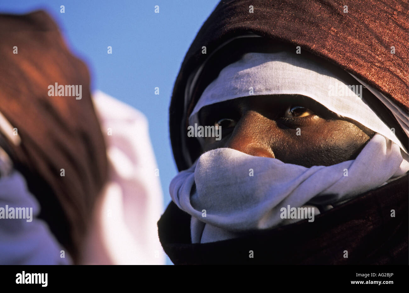 L'Algérie Tamanrasset Homme de tribu touareg portant turban pendant le festival du printemps ou TAFSIT Banque D'Images