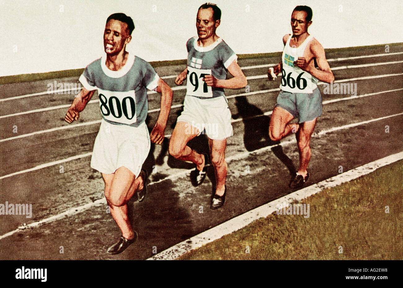 Nurmi, Paavo 13.6.1897 - 2.10. 1973, athlète finlandais (athlétisme), pleine longueur, avec Ville Ritola (avant) et Edvin Wide (arrière), Jeux Olympiques, Paris, France, 1924, Banque D'Images