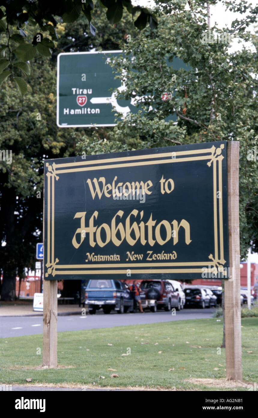 Hobbiton signer dans la ville de Matamata Nouvelle-zélande Waikato près du Seigneur des Anneaux, localisation Banque D'Images