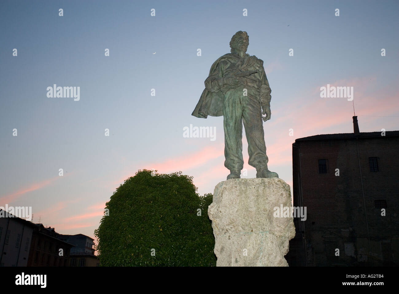 Monumento alla Resistenza Piazzale della Pace Parma Italie Banque D'Images