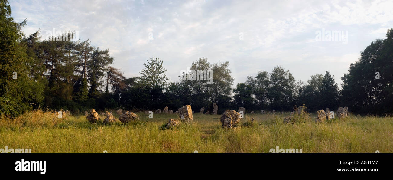 Vue panoramique de l'ancien cercle de pierres Rollright Stones près de Great Rollright Oxfordshire England Banque D'Images