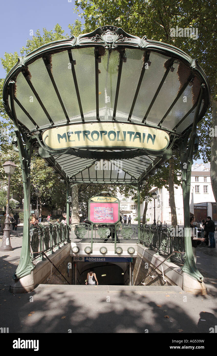 Entrée de métro Abbesses, Montmartre, Paris, France Banque D'Images