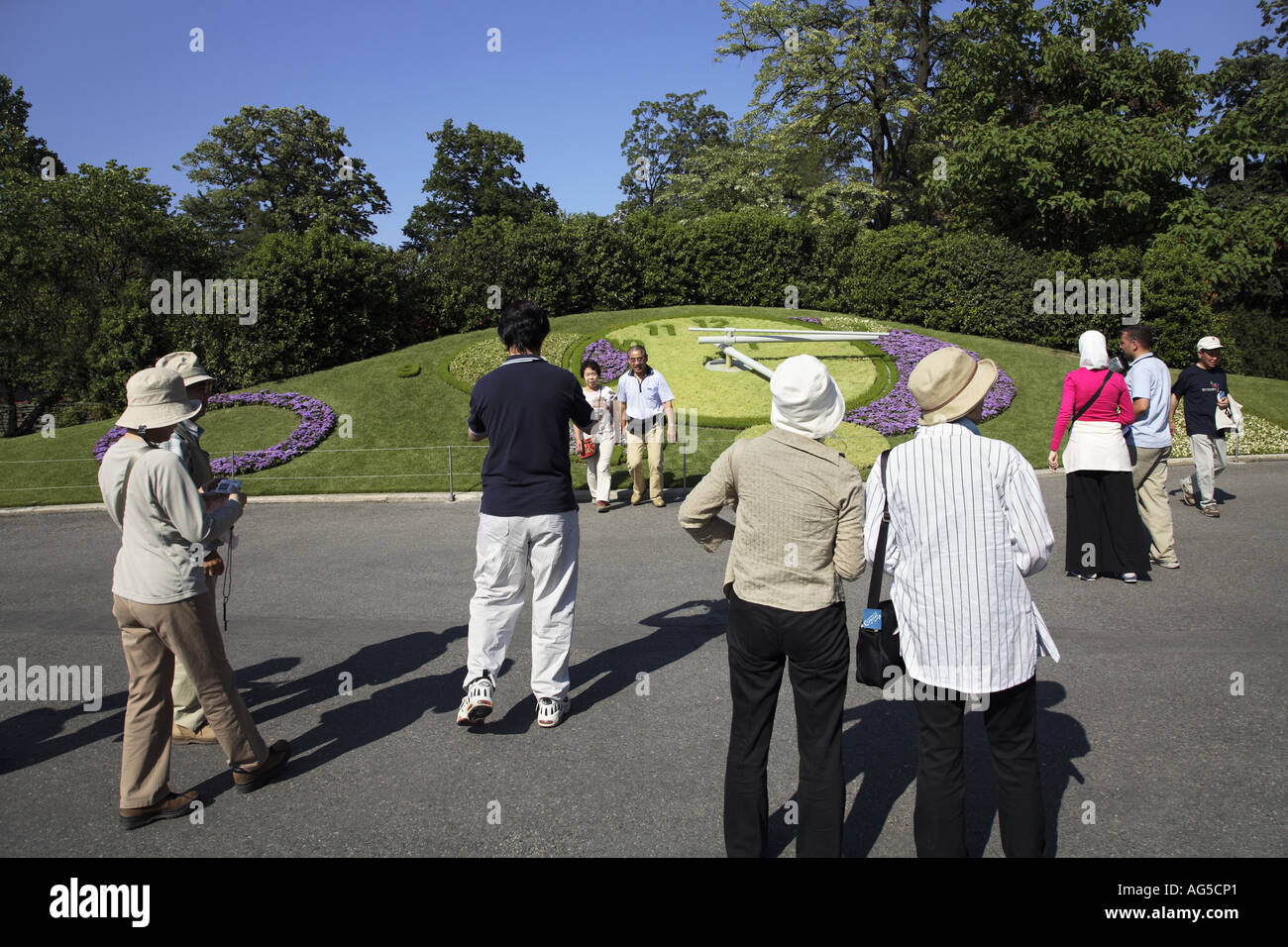 L'horloge de fleurs à Genève Banque D'Images