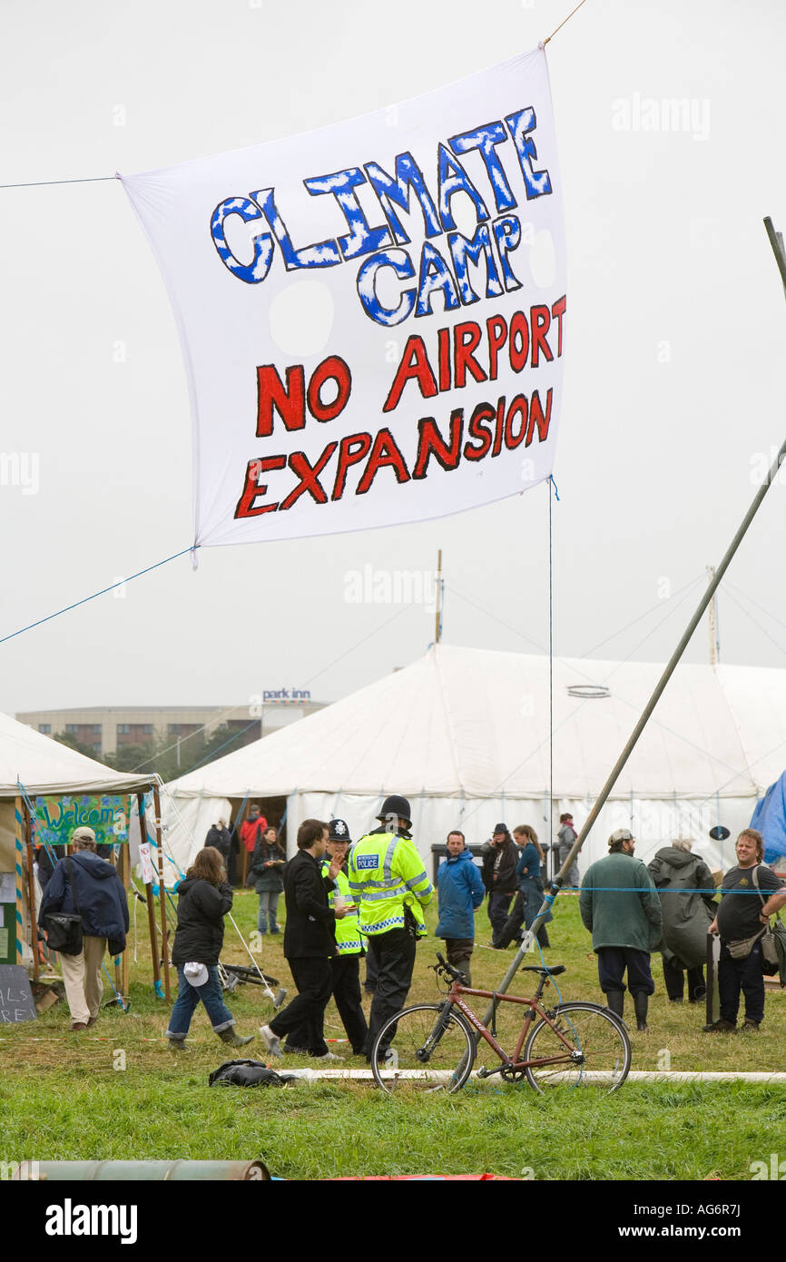 Le Camp climatique site de protestation qui proteste à propos de l'impact sur le changement climatique que l'aéroport de Heathrow a Banque D'Images