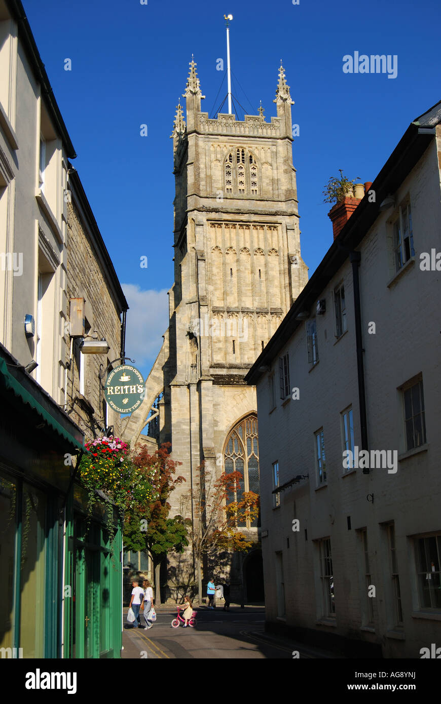 St Jean le Baptiste église paroissiale de Black Jack Street, Cirencester, Gloucestershire, Angleterre, Royaume-Uni Banque D'Images