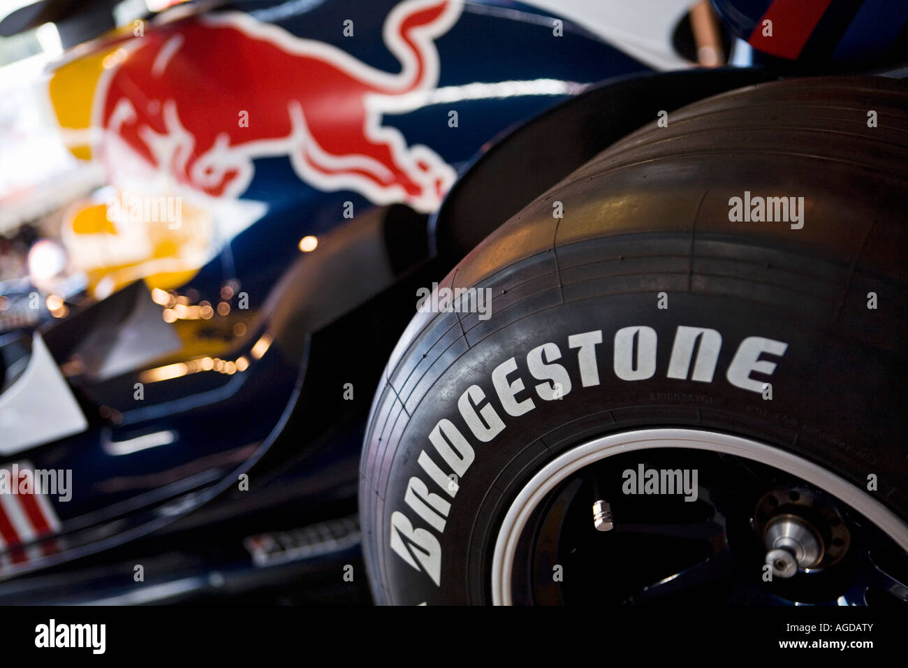 Des pneus Bridgestone sur Red Bull Racing Formule 1 Banque D'Images